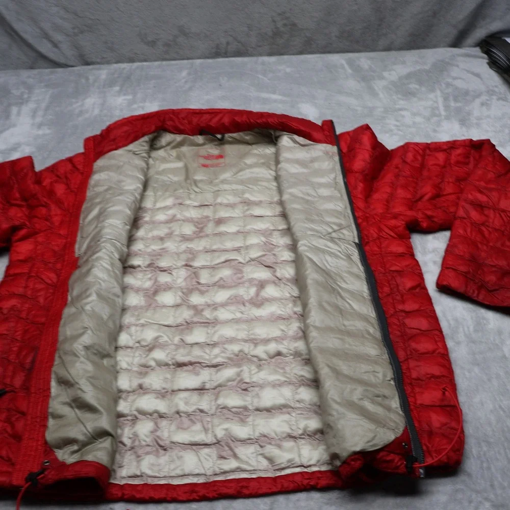 North Face Jacket Men XL Red Quilted Full Zip Thermoball Insulated Winter Puffer